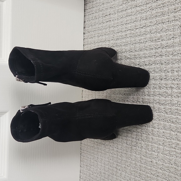 Steve Madden Echo Suede Booties - Picture 3 of 6